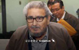 Condenan a sujeto por publicaciones que resaltaban a Abimael Guzmán