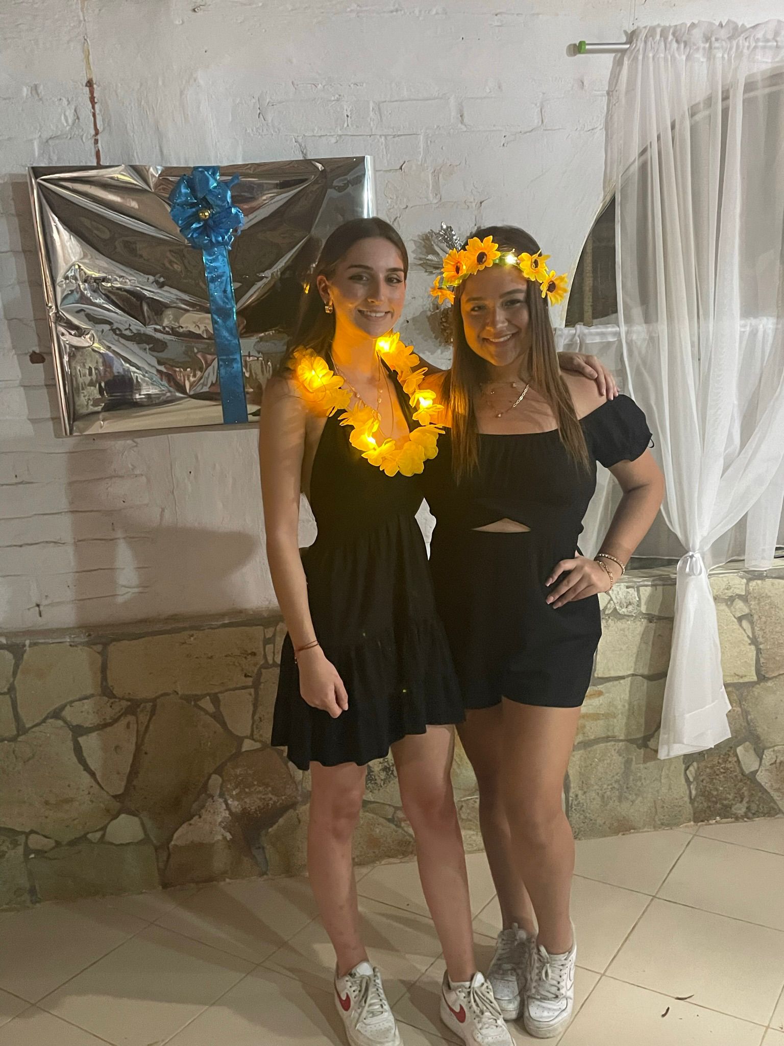 Las bonitas nietas de Fabiola Valdiviezo: Hanna Panniek y Mía Alexandra Lindsay Leigh.