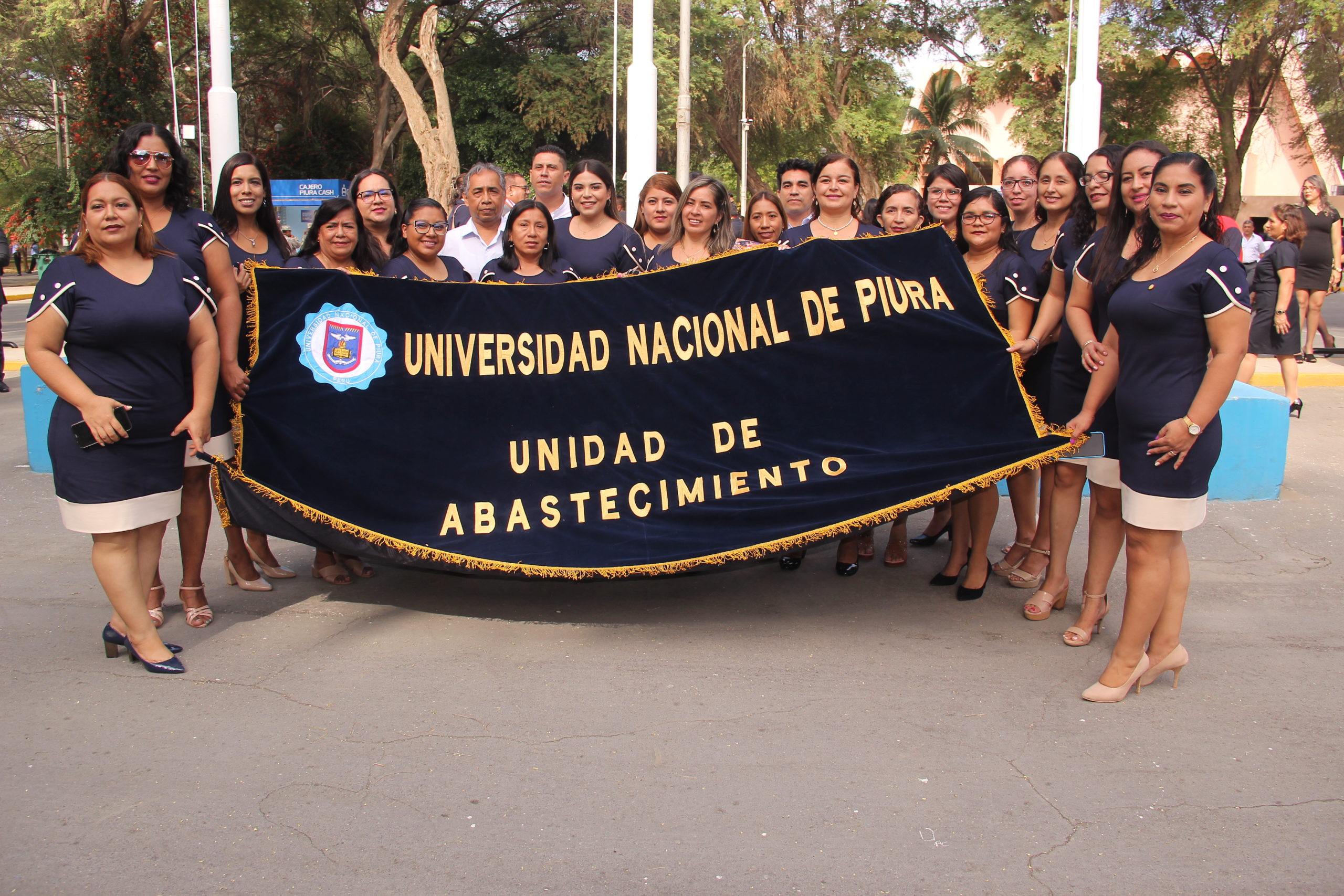 Personal de la Unidad de Abastecimiento de la UNP participó del desfile institucional.