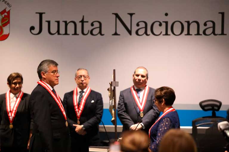 Antonio De La Haza Barrantes jura como presidente de la Junta Nacional de Justicia/foto: Twitter