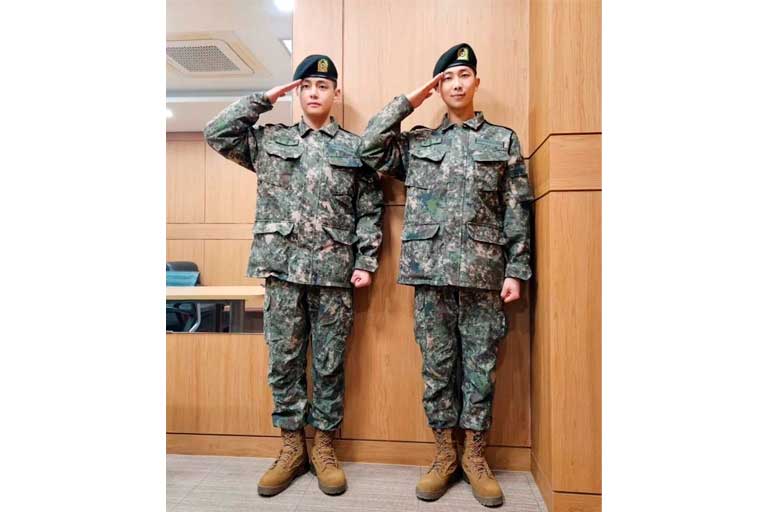 RM  y V recibieron su entrenamiento de 5 semanas en una base militar/foto: difusión