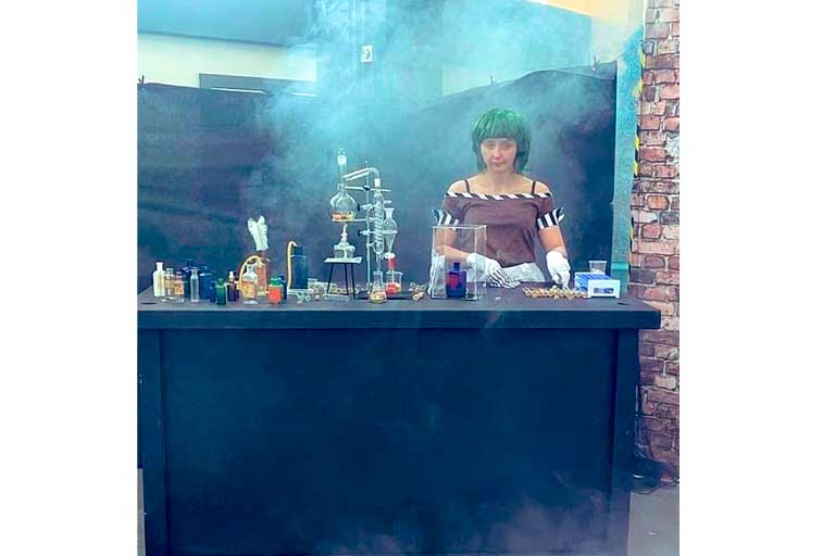 Experiencia Willy Wonka en Escocia resultó ser una estafa/foto: Twitter