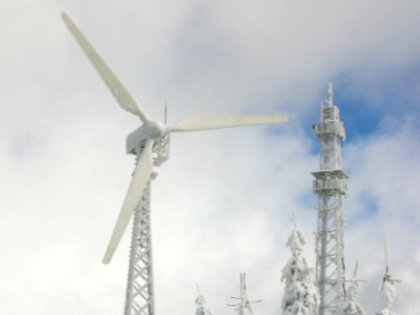 Control system to optimize cold climate wind turbine performance