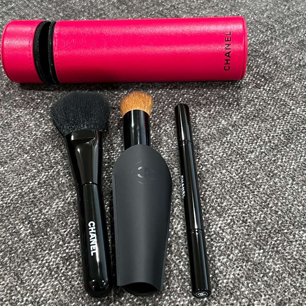 CHANEL, Makeup, Chanel Premire Dame Les Pinceaux De Chanel Brush Set