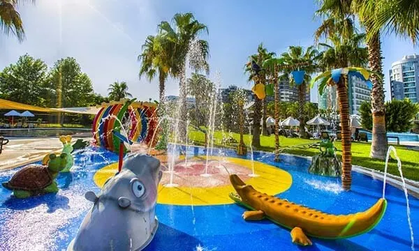 Polgun animation for kid’s splash zone Ani Crab — view 3 of 4