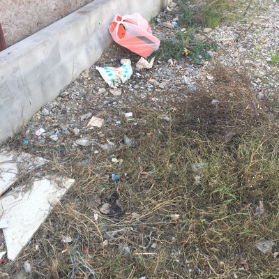 Trash near Ayazma Caddesi, Demirtaş Dumlupınar, Demirtaş Dumlupınar Mahallesi, Osmangazi, Bursa, Marmara Region, 16245, Turkey-iau6