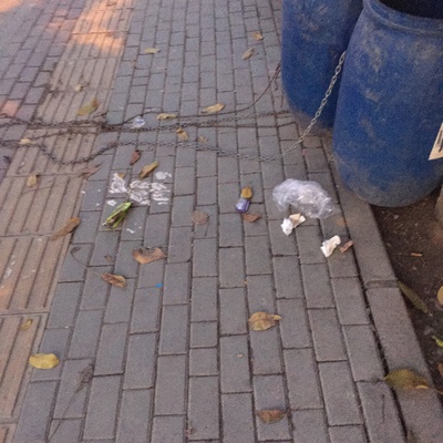 Trash near Sanayi Çevre Yoyu Caddesi, Demirtaş Organize Sanayi Bölgesi, Demirtaş Dumlupınar, Demirtaş Dumlupınar Mahallesi, Osmangazi, Bursa, Marmara Region, 16245, Turkey-eg41