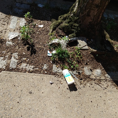 Trash near 29-10 14th Street, New York