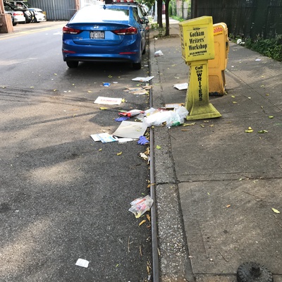 Trash near 1661 Park Avenue, New York