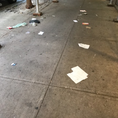 Trash near 1901 Lexington Avenue, New York