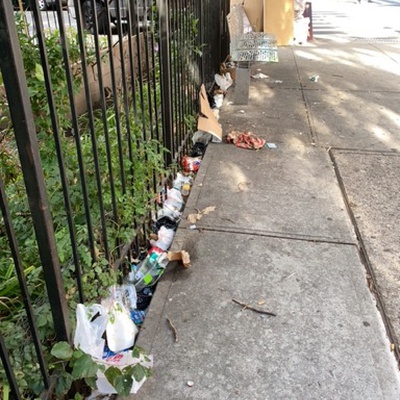 Trash near 1901 Lexington Avenue, New York