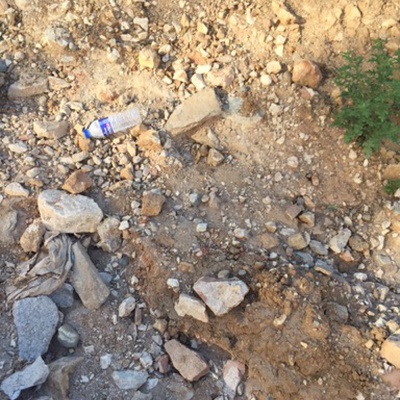 Trash near Yıldırım Belediyesi Çelebi Mehmet Katlı Otoparkı, Bölüntü Sokak, Karaağaç Mahallesi, Yıldırım, Bursa, Marmara Region, 16010, Turkey