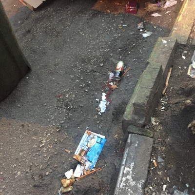 Trash near Genç emlak ipekçilik, İpekçilik Caddesi, Karaağaç Mahallesi, Yıldırım, Bursa, Marmara Region, 16230, Turkey-tmue