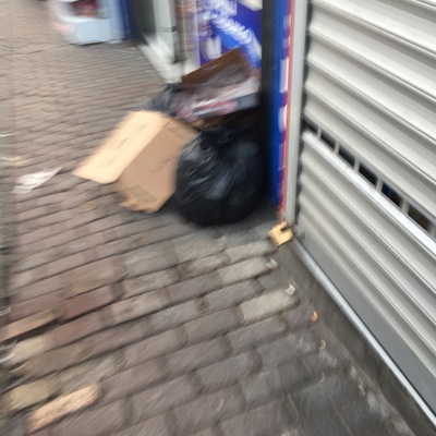 Trash near Mahfel Lounge, Setbaşı Köprüsü, Kurtoğlu, Kurtoğlu Mahallesi, Osmangazi, Bursa, Marmara Region, 16230, Turkey