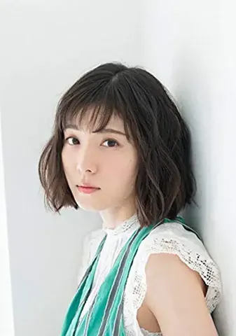 松岡茉優