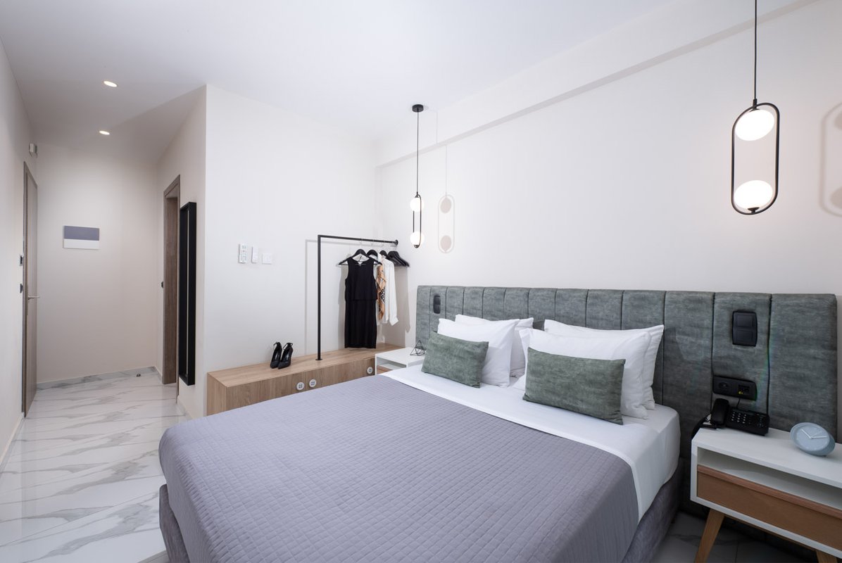 Enattica Suites, άνετο δωμάτιο με διπλό κρεβάτι