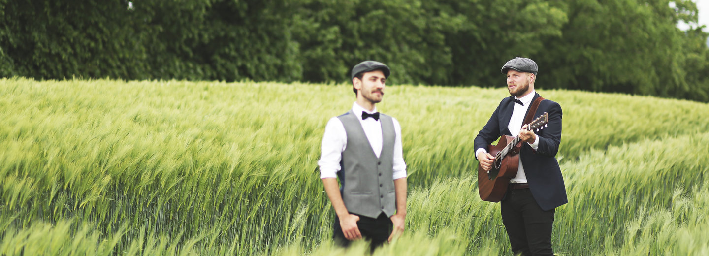 Hire La Fox Duo | Party band in Barnsley