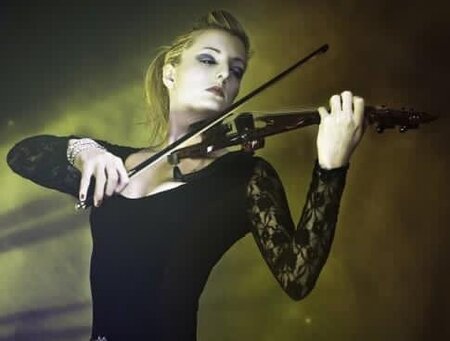 Bedfordshire  Violinist 