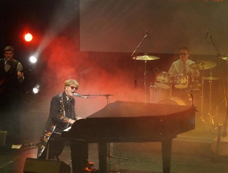 Forever Elton SOLO (Elton John Tribute)