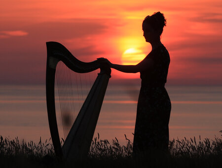 Harpist - Maria Boyle