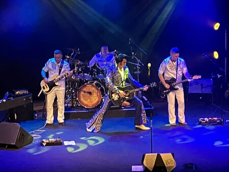 Steve Knight as ELVIS with The Midnight Rebel Band