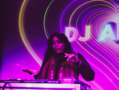 DJ ANAVI