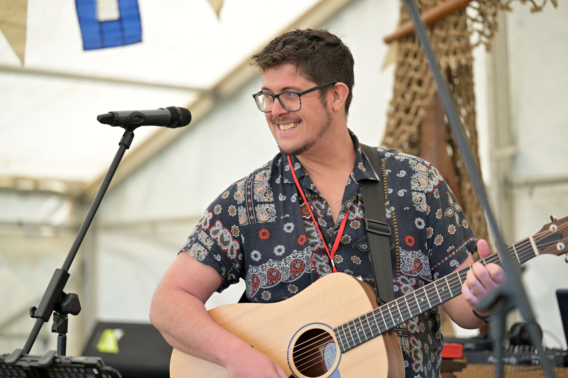 Hire Ben Foulds Singing guitarist in Lichfield image