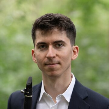 Hire Andrew Farnden Bass clarinettist with Encore