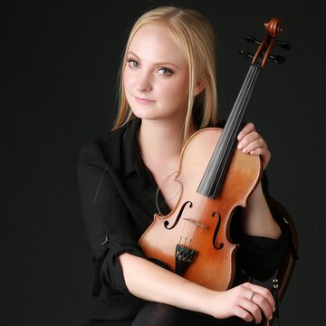 Hire Hayley Pope Electric violinist with Encore