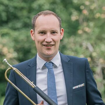 Hire Chris Parsons Baroque trumpeter with Encore