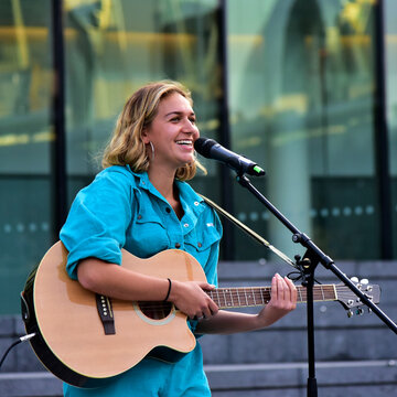 Hire Livvy Wylie Singing guitarist with Encore
