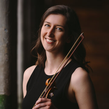 Hire Ruth Sanderson Violist with Encore