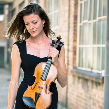 Hire Jennifer Douglas Electric violinist with Encore