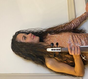 Hire Nadia Vasileva Violinist with Encore