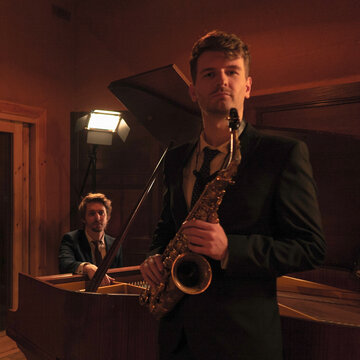 Hire Matt Sulzmann Duo (+more) Vintage jazz band with Encore