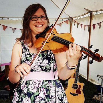 Hire Erin Brown Fiddler with Encore