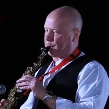 Hire Kelvin J Parker Clarinettist with Encore