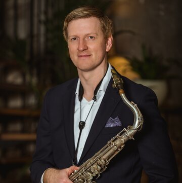 Hire Nathan Hassall Saxophonist with Encore