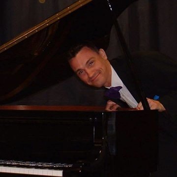Hire Louis Lewis Pianist with Encore