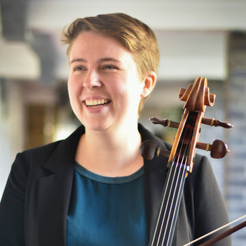 Hire Abby Lorimier Cellist with Encore