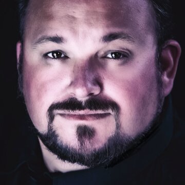 Hire Benjamin Lake Singer (tenor) with Encore