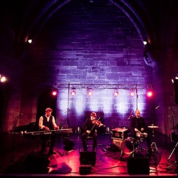 Hire Celtic Cadence Collective Ceilidh band with Encore