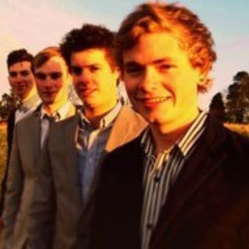 The Parade Wedding Band's profile picture