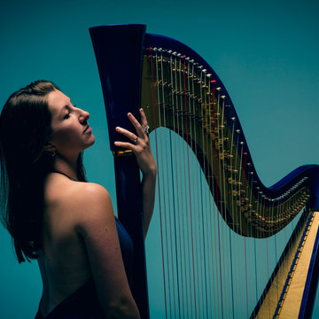 Hire Tara Minton Harpist with Encore