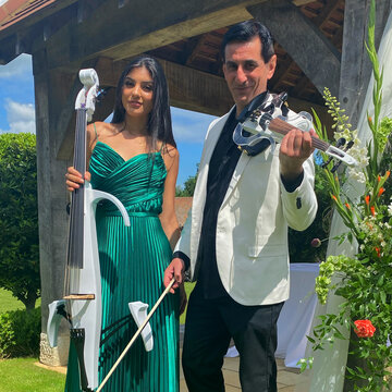 Hire Electric Violin Duo London Classical ensemble with Encore