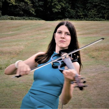 Hire Sandra Brus Violinist with Encore