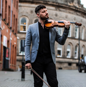 Hire Christopher Heron Violinist with Encore