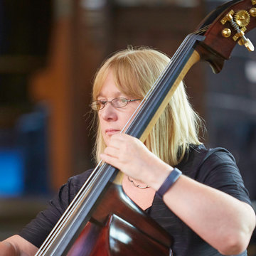 Hire Sarah Doig Double bassist with Encore