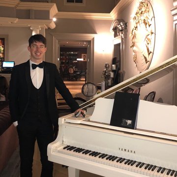 Hire Jack Lenihan Pianist with Encore