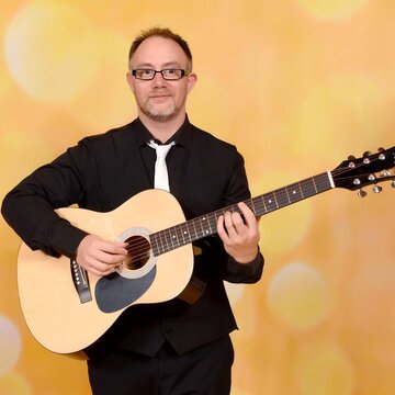 Hire David Dove Singing guitarist with Encore